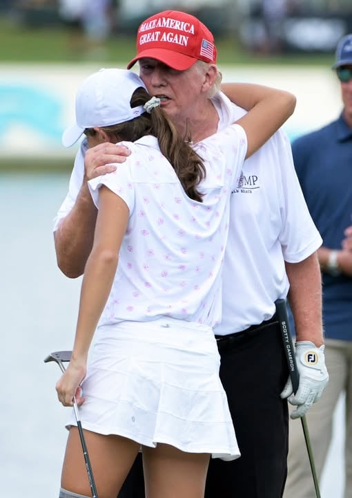 This photo is not edited. Look closer and try not to gasp when you see it… Check first comment below 😱