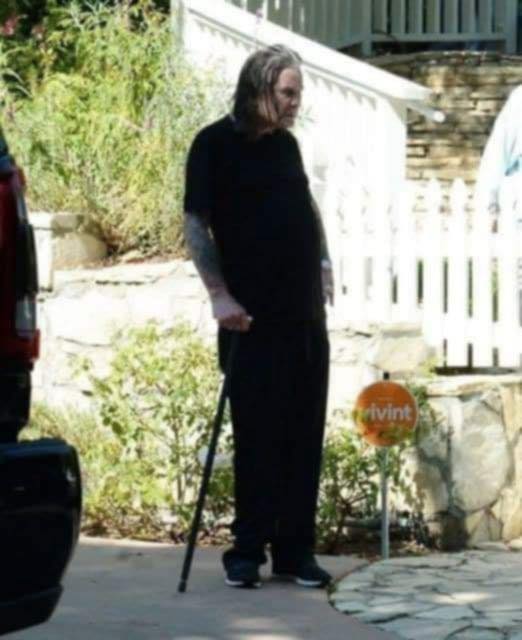 The end of a legend. Prayers needed for Ozzy Osbourne, and his wife confirmed… 😔 .Check the comments👇👇