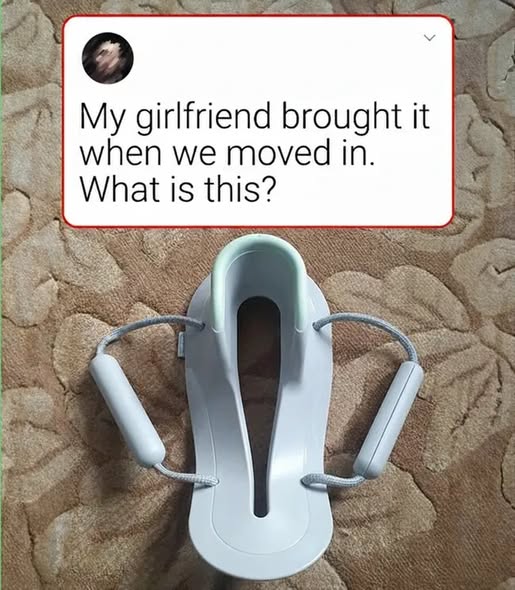 People Were Stumped by 10+ Odd Things They Saw, but the Internet Had the Answers 🧐