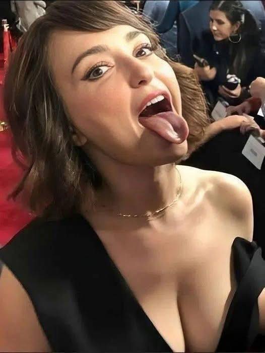 Lily Adams See-Thru Undies Showing Us Everything, Try Not To Gasp!.. Details in com’ments👇🏻