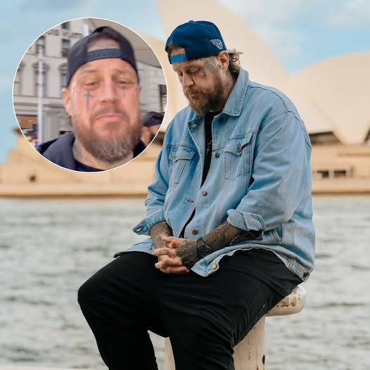 After performing in Vatican City and meeting the Pope, Jelly Roll never expected his next headline to involve humiliation. While shopping in Sydney’s Louis Vuitton, he says he was “looked at like a criminal” by staff who appeared to profile him. 😢 His followers were stunned, with many saying it exposed a deeper problem with how people judge appearances. The video he posted after leaving the store left fans both angry and heartbroken…. Check it out 👇