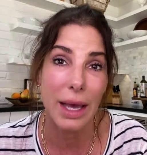 We send our deepest condolences to Sandra Bullock and her family for their devastating loss. (check in the first comment👇)