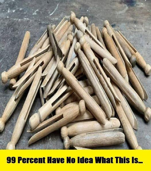 “I have no idea what these are, but I found them at my grandma’s house.” Check the comments 👇👇