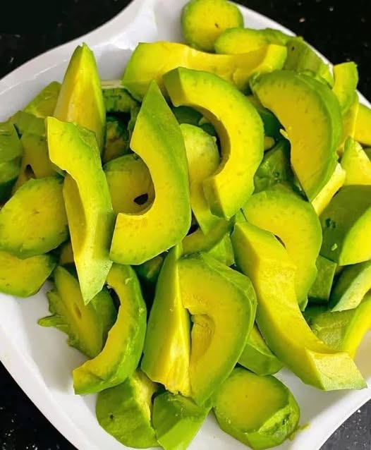 Doctors reveal that eating avocado causes… see more 👇👇