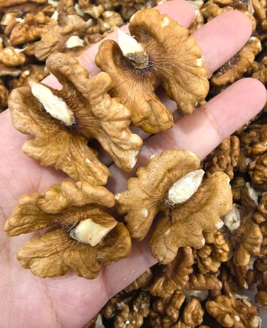 Doctors reveal that eating walnuts causes…See more 👇👇