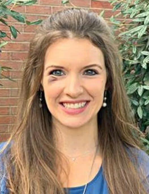 Teacher Refuses To Teach CRT In School, Breaks Down In Front Of School Board With Powerful Message ⬇