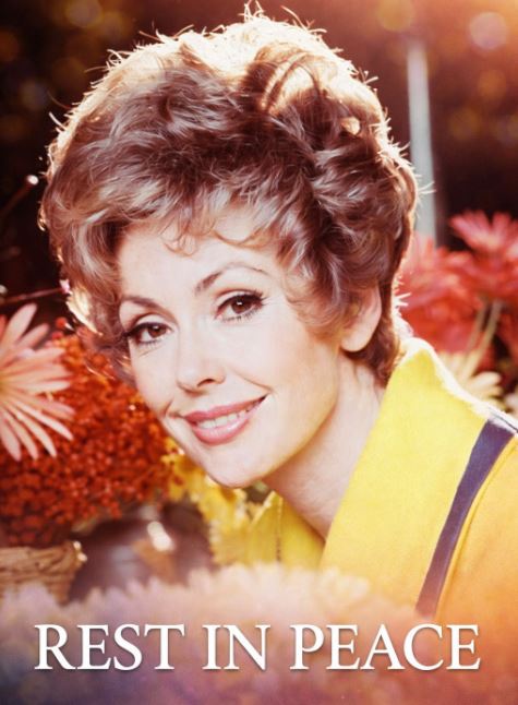 LEGEND LOST 😭💔 MOVIE star and Golden Globe winner passed away today. She starred in the most famous movies with Marlon Brando, Dean Martin and Frank Sinatra. When you find out who she is, you will cry: Check the first comment ⤵️⤵️