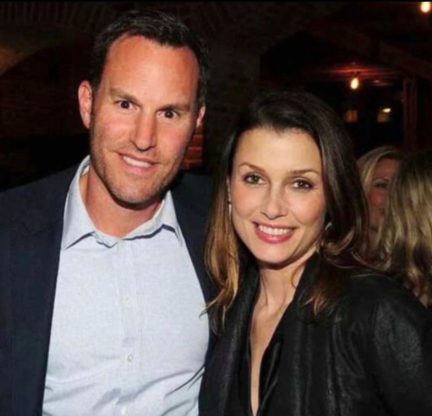 Bridget Moynahan, 54, of Blue Bloods, is now a happily married woman after a difficult breakup with Tom Brady left her raising their son Jack alone. 💔 She tied the knot with her true love in a gorgeous dress at a private celebration. (Check In First comment👇)