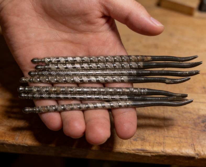 Strange Looking Tool Has Internet Stumped Over What It Actually Is …See more